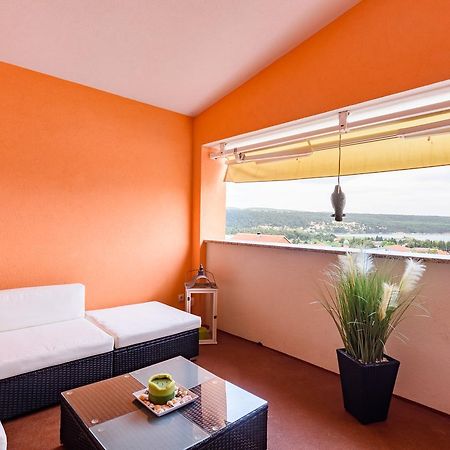 Studio Apartment Maslina กอร์นยิ คาริน ภายนอก รูปภาพ