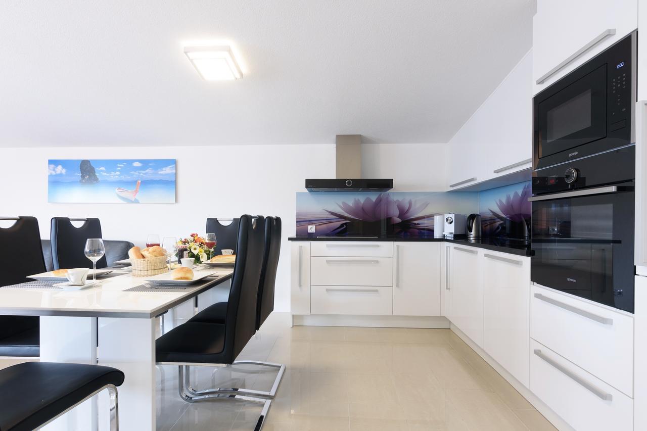 Studio Apartment Maslina กอร์นยิ คาริน ภายนอก รูปภาพ