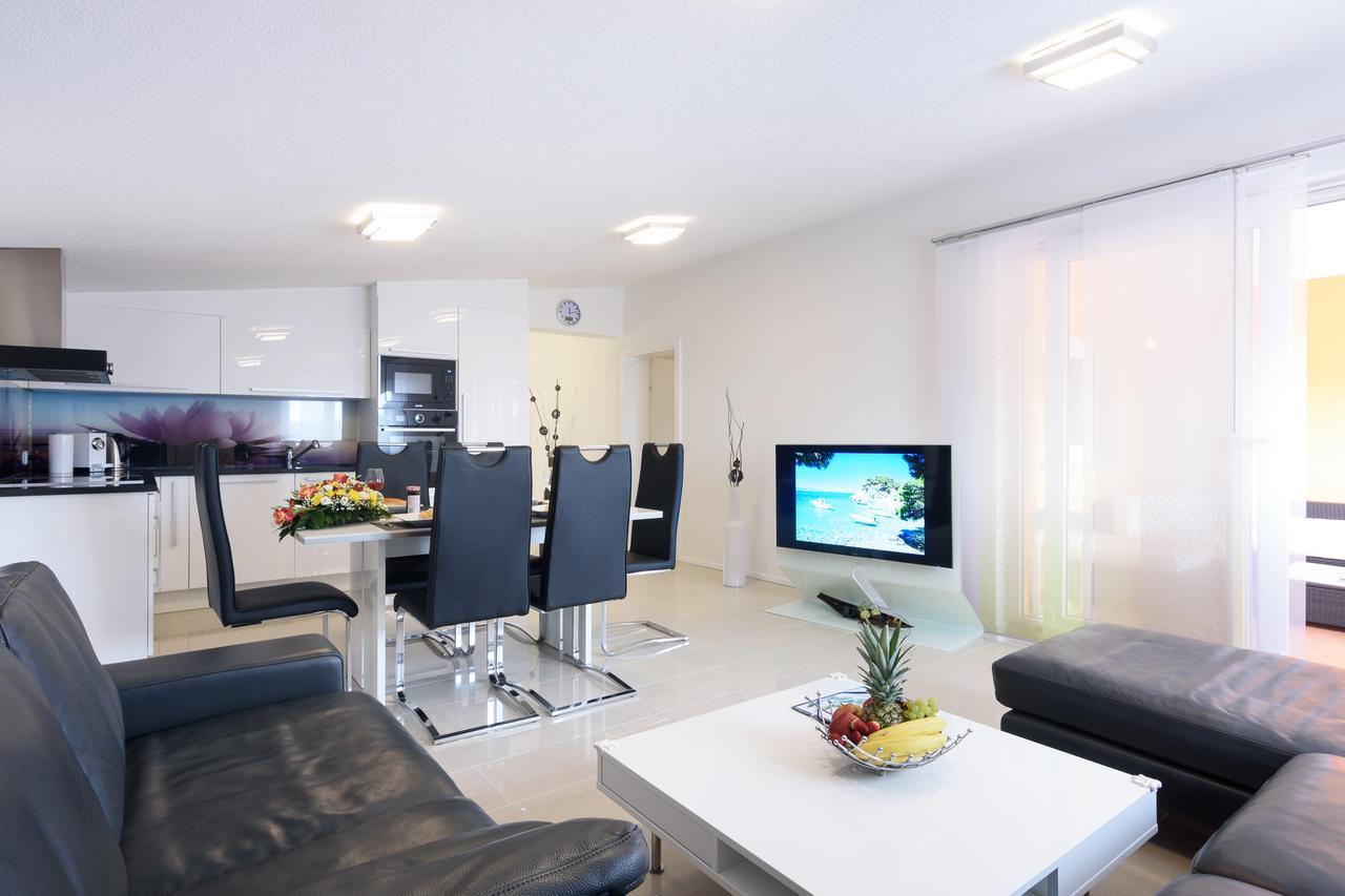 Studio Apartment Maslina กอร์นยิ คาริน ภายนอก รูปภาพ
