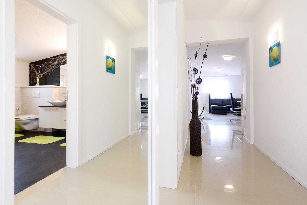 Studio Apartment Maslina กอร์นยิ คาริน ภายนอก รูปภาพ